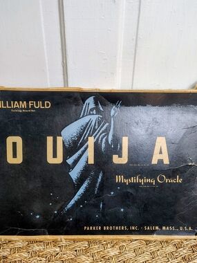 Vintage William Fuld Ouija Board Set - Parker Brothers (Mystifying Oracle)